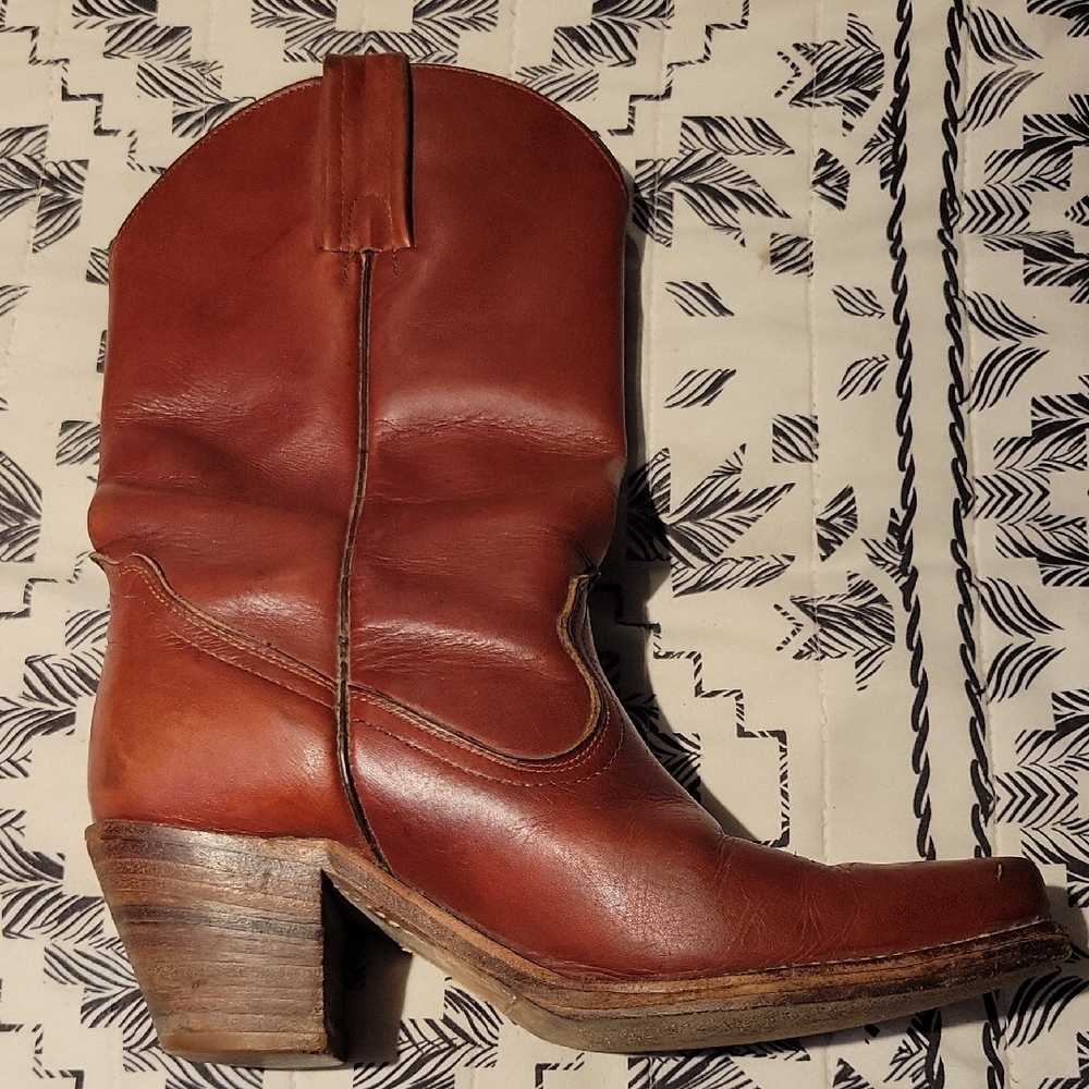 Frye Chestnut Leather Heeled Boots
